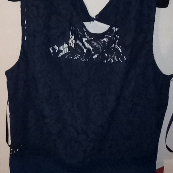 Truth and fable classy dress - Picture 2 of 3